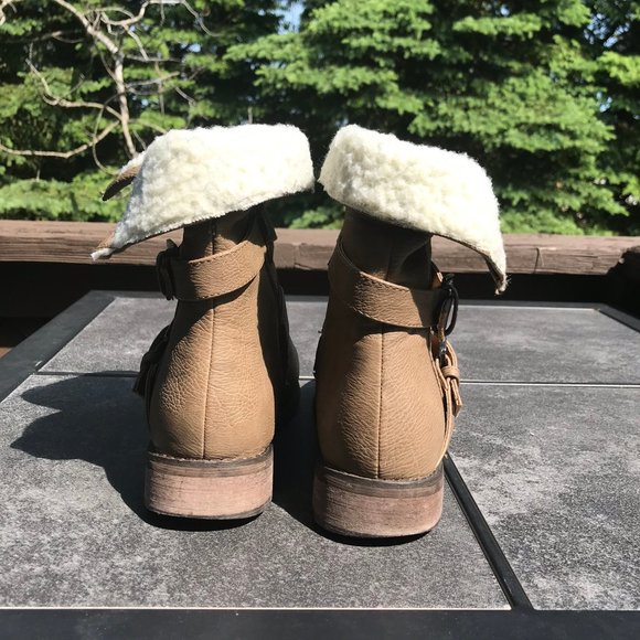 Booties - Picture 5 of 8